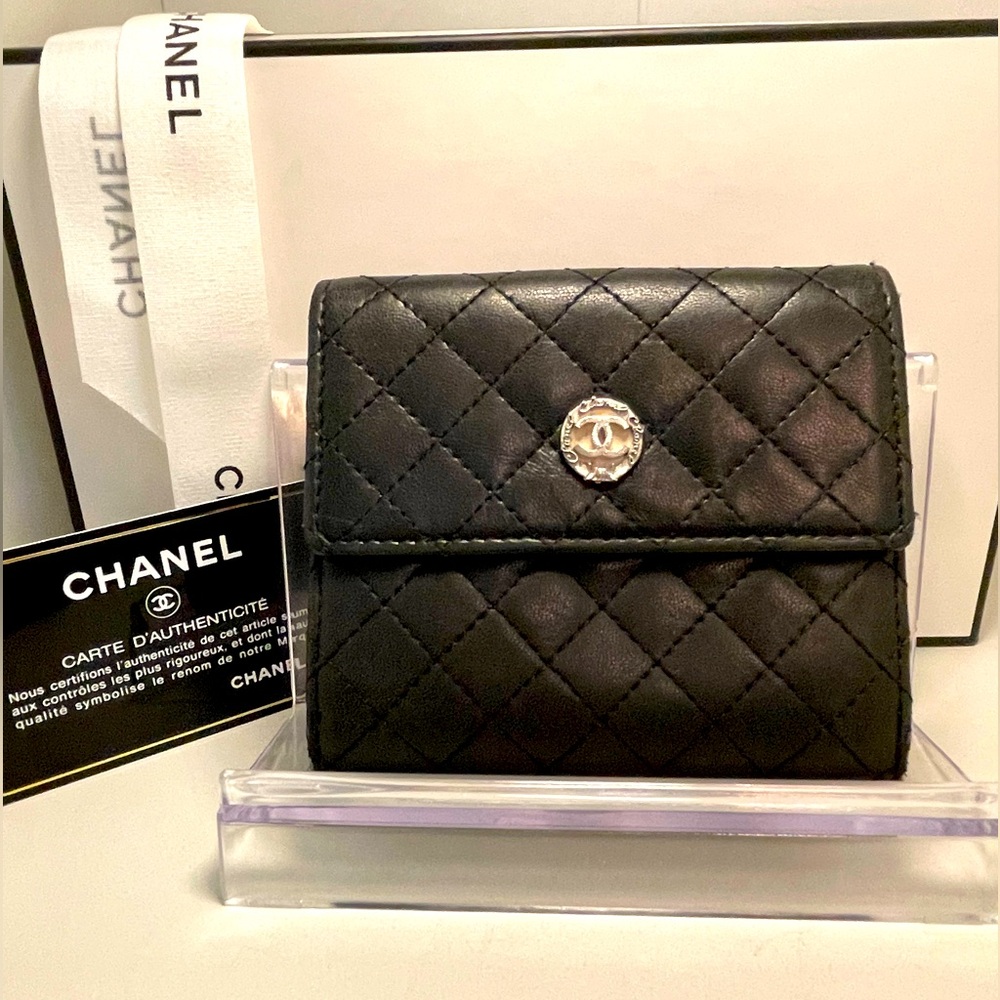 Chanel quilted two way wallet